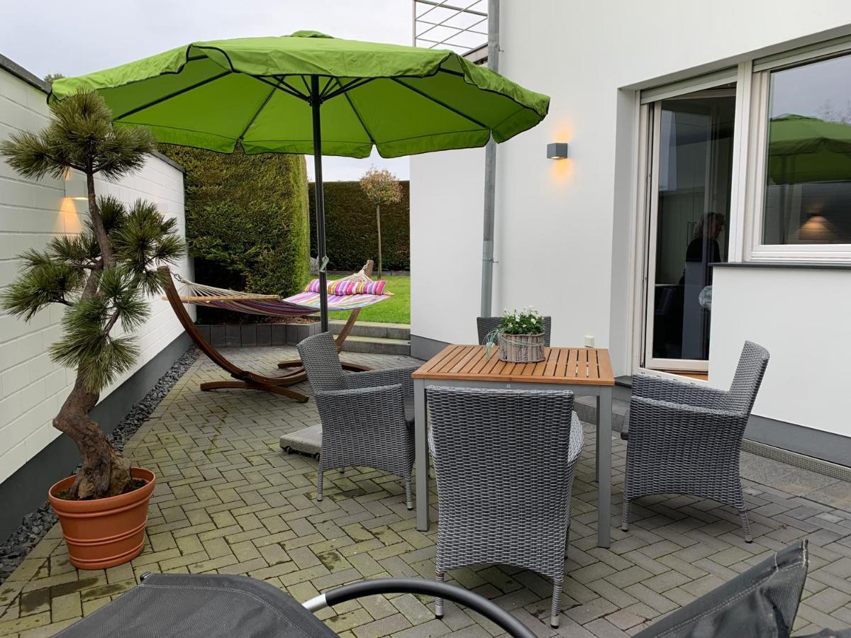 Appartement Koln In Bornheim-Sechtem, Nahe Phantasialand, Bruhl, Koln, Bonn, Db-Anschluss, Messe-Koln, Business-Komfort Bornheim  Εξωτερικό φωτογραφία